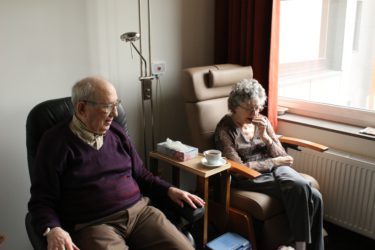 Wanneer gaat zorgtechnologie in de ouderenzorg doorbreken